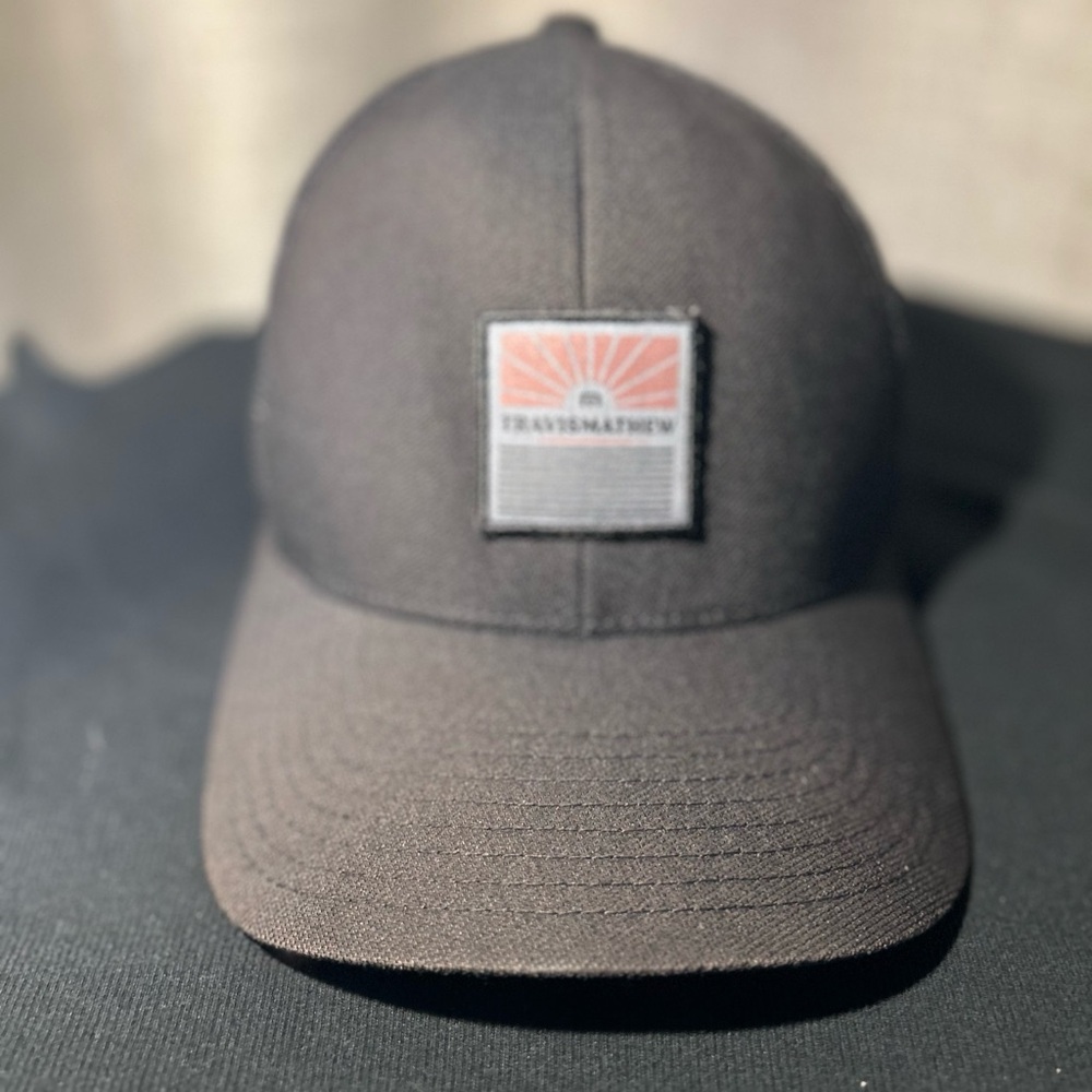 Travis Mathew Black Mesh Trucker Hat Snapback Cap Mens Square Patch Rising Sun